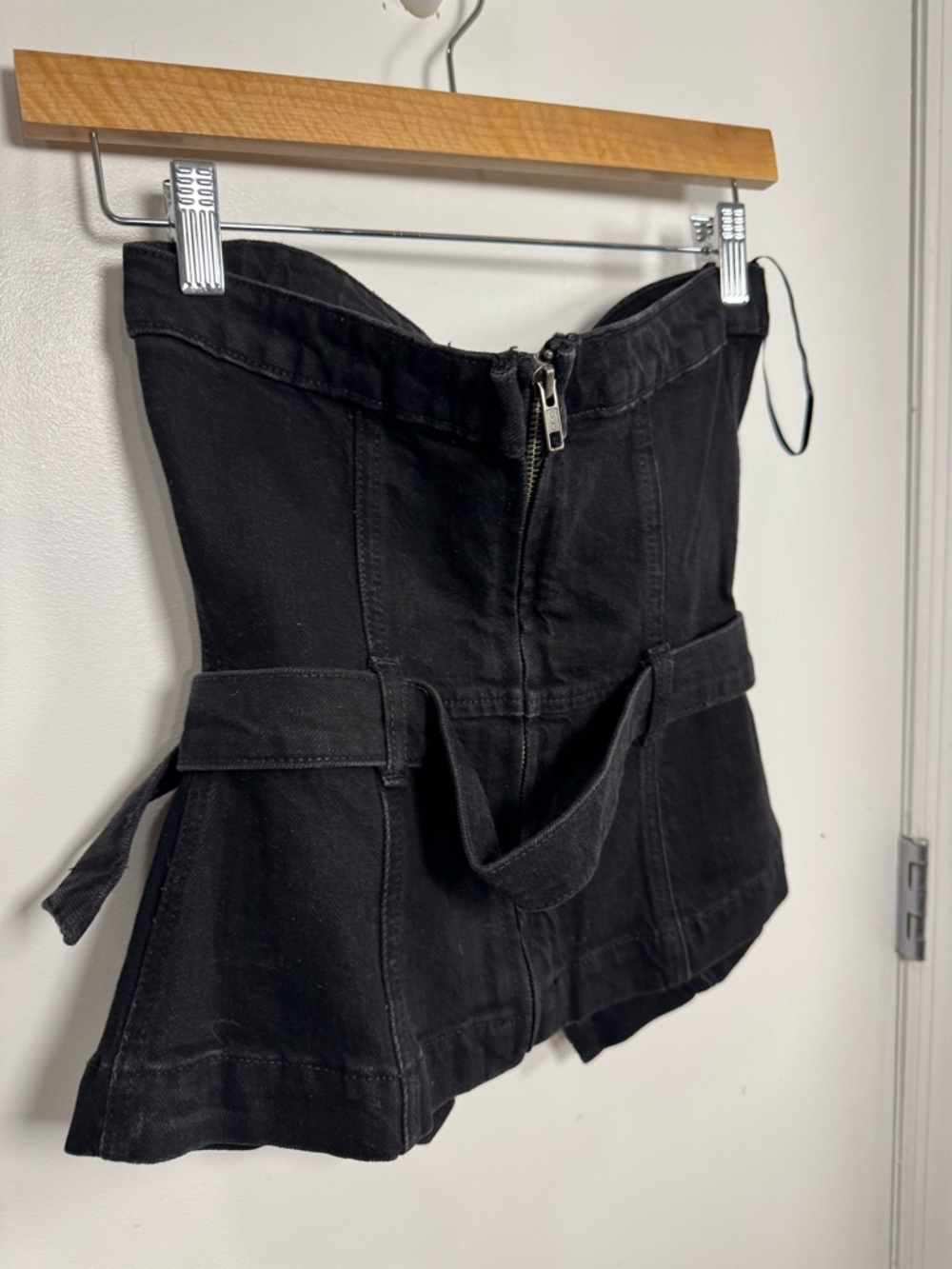 Reformation Collins top / size 2 - Picture 7 of 7